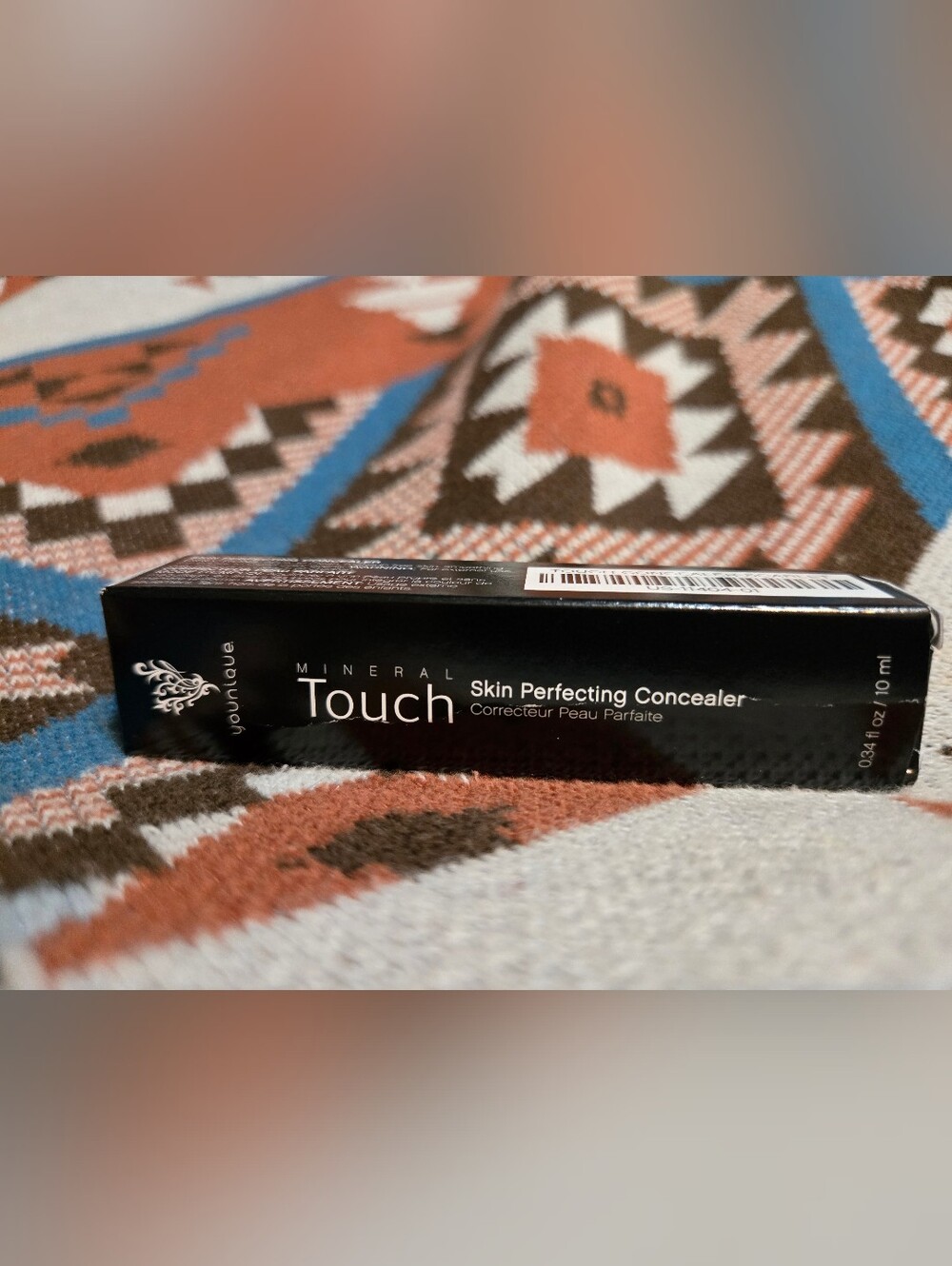 Youniqur Touch Skin Perfecting Concealer - Scarlet